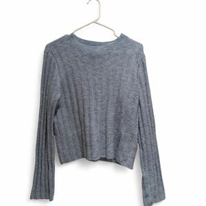 H&M Gray Ribbed Crewneck Sweater Top